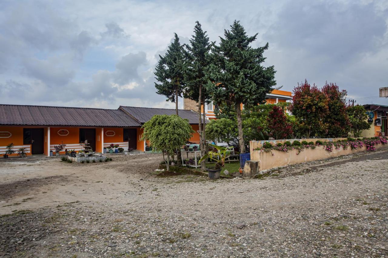 SPOT ON 2824 Hotel Permata Tongging Bagian luar foto